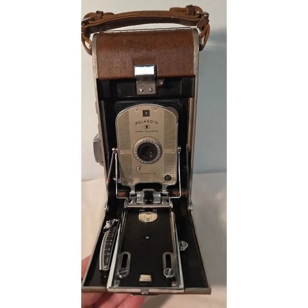 Vintage Polaroid Land Camera Model 95 Folding Instant Camera